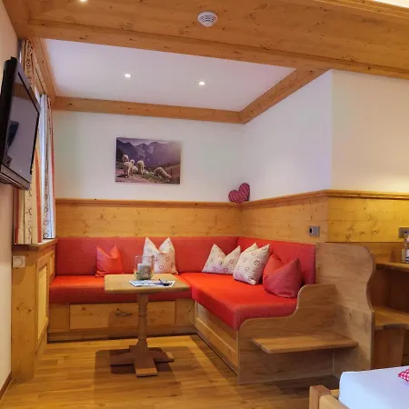 Der Anderlbauer Am ファームステイ *