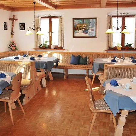 Der Anderlbauer Am ファームステイ シュリールゼー