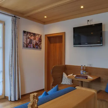 Der Anderlbauer Am Farm stay *